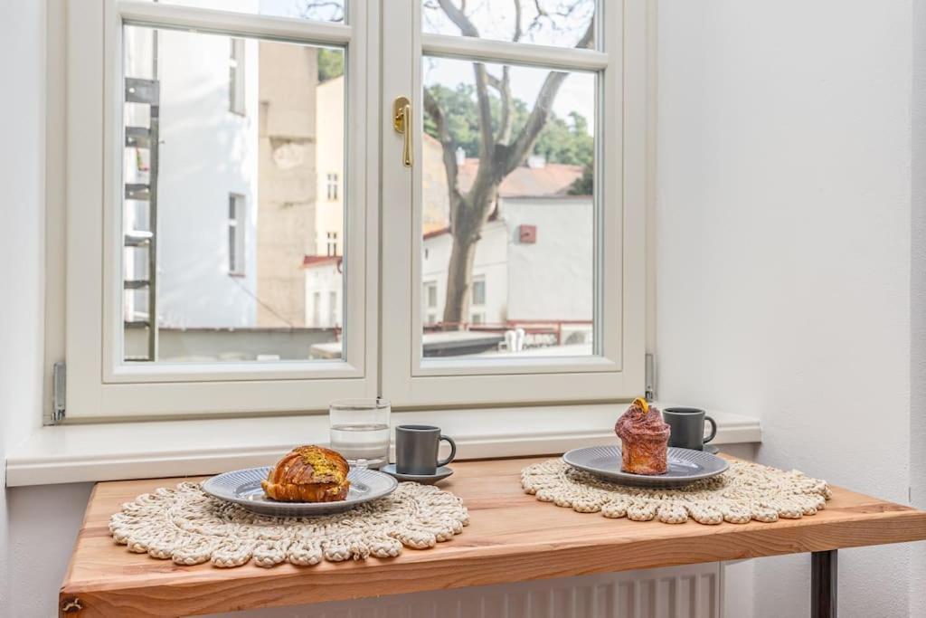 Cozy Quiet New In Karlin Square Appartement Praag